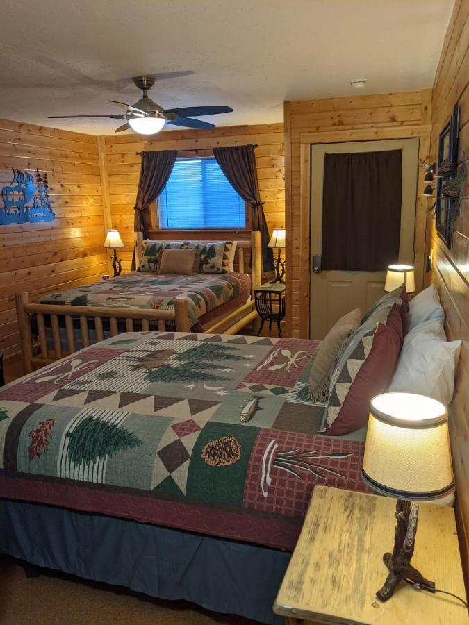 9 Bar W Cabins West Yellowstone Dış mekan fotoğraf