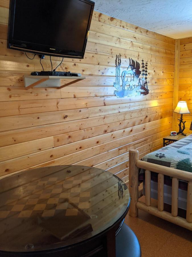 9 Bar W Cabins West Yellowstone Dış mekan fotoğraf