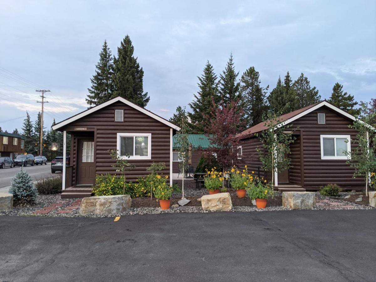 9 Bar W Cabins West Yellowstone Dış mekan fotoğraf